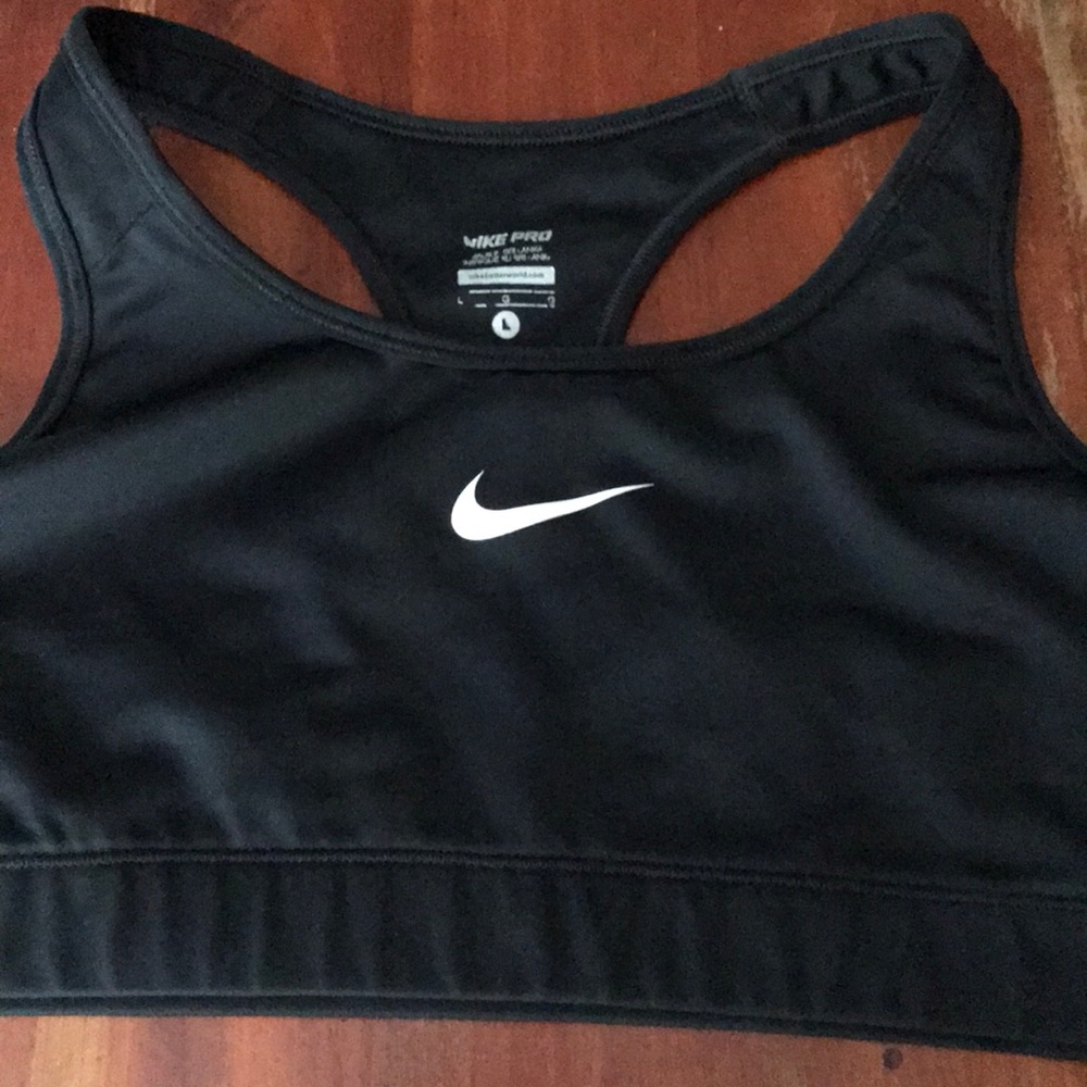Nike Pro sports bra